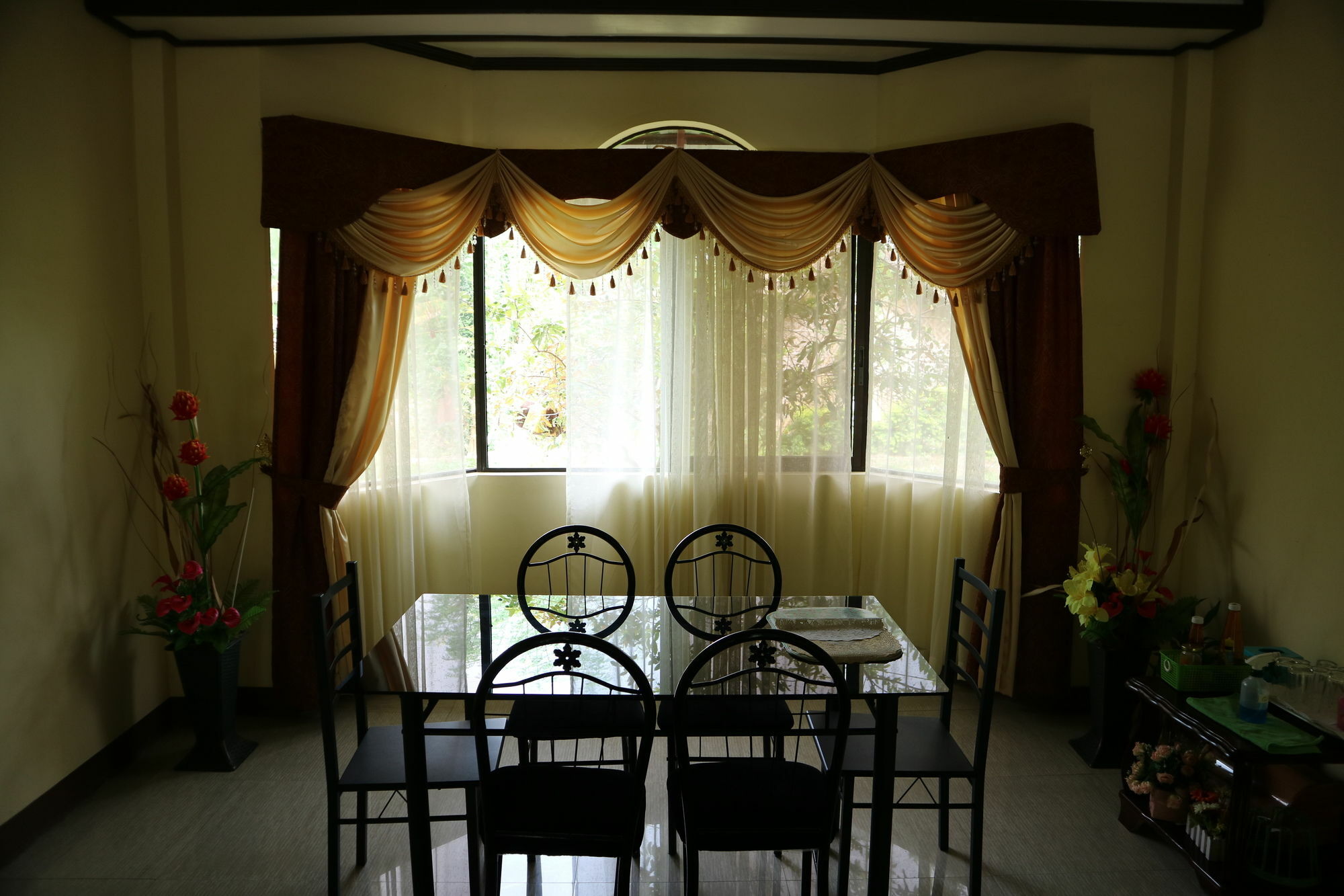 Oyo 422 Villa Emilia Pension House Panglao Kültér fotó