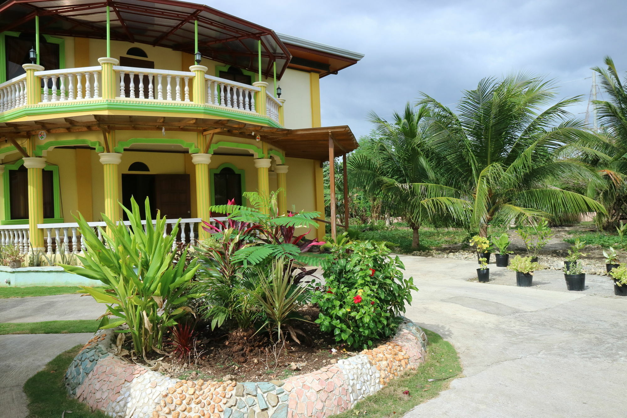 Oyo 422 Villa Emilia Pension House Panglao Kültér fotó