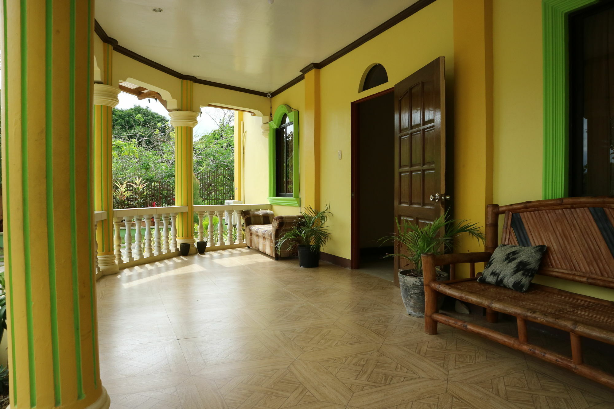 Oyo 422 Villa Emilia Pension House Panglao Kültér fotó