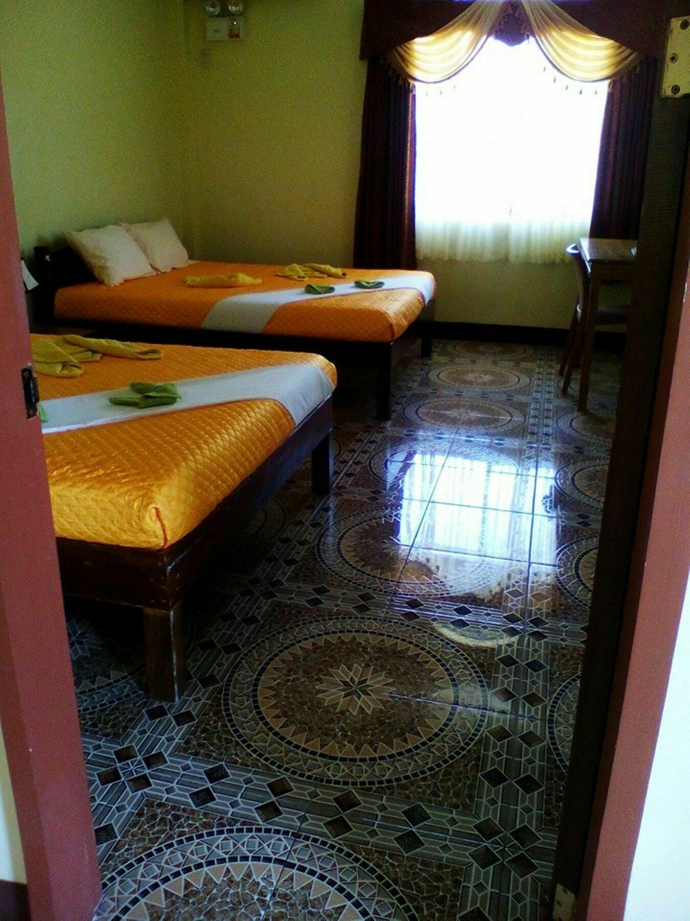 Oyo 422 Villa Emilia Pension House Panglao Kültér fotó