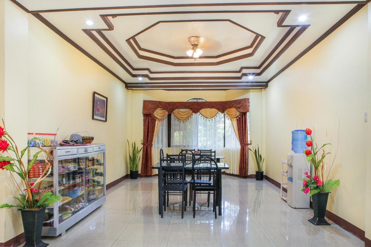 Oyo 422 Villa Emilia Pension House Panglao Kültér fotó