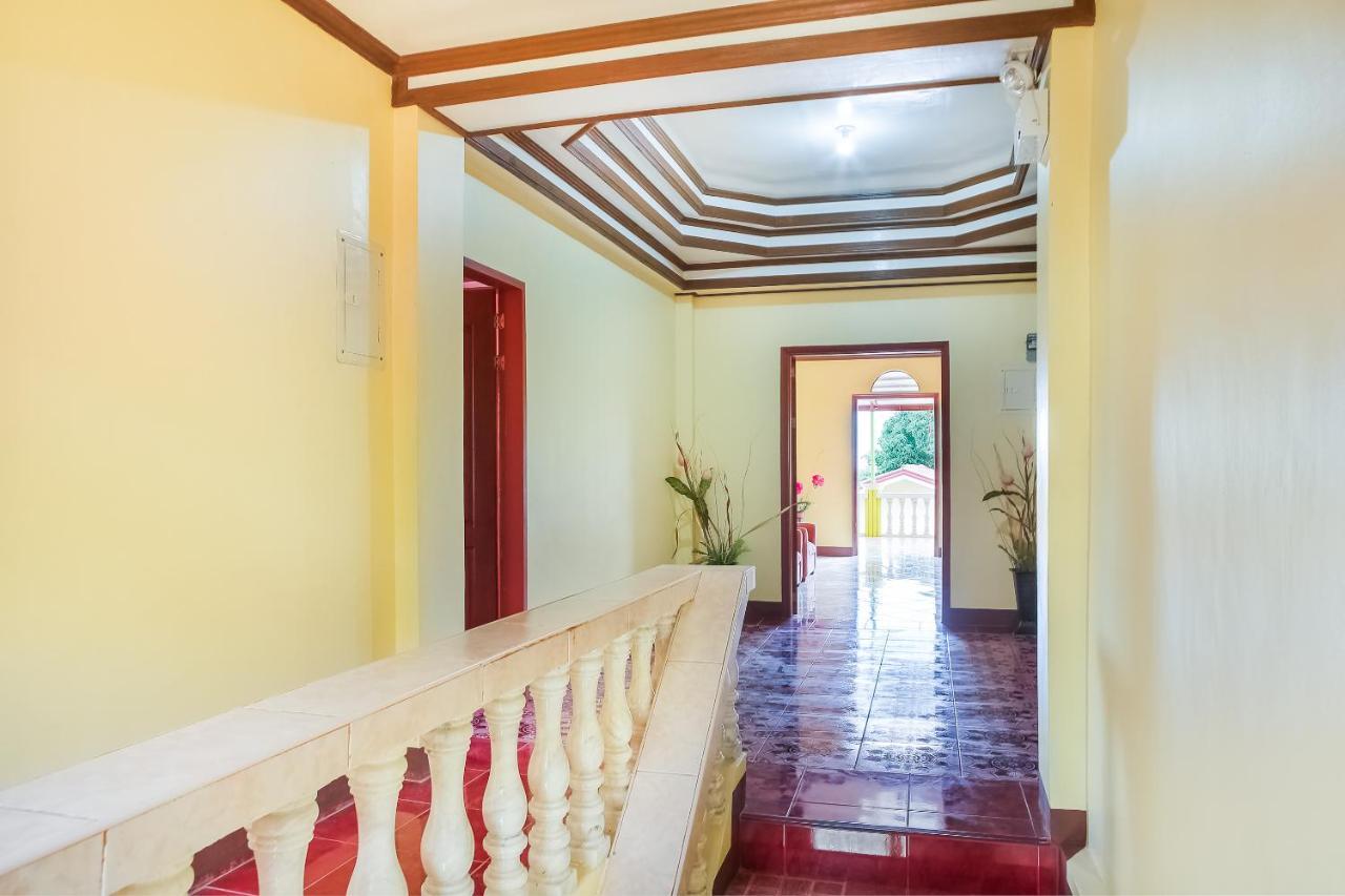 Oyo 422 Villa Emilia Pension House Panglao Kültér fotó