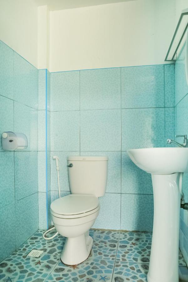 Oyo 422 Villa Emilia Pension House Panglao Kültér fotó