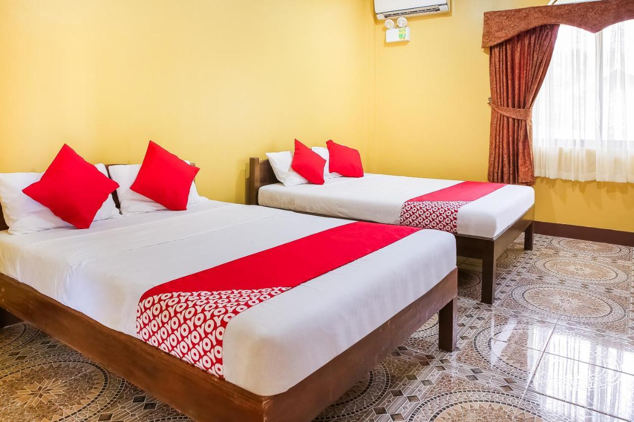 Oyo 422 Villa Emilia Pension House Panglao Kültér fotó